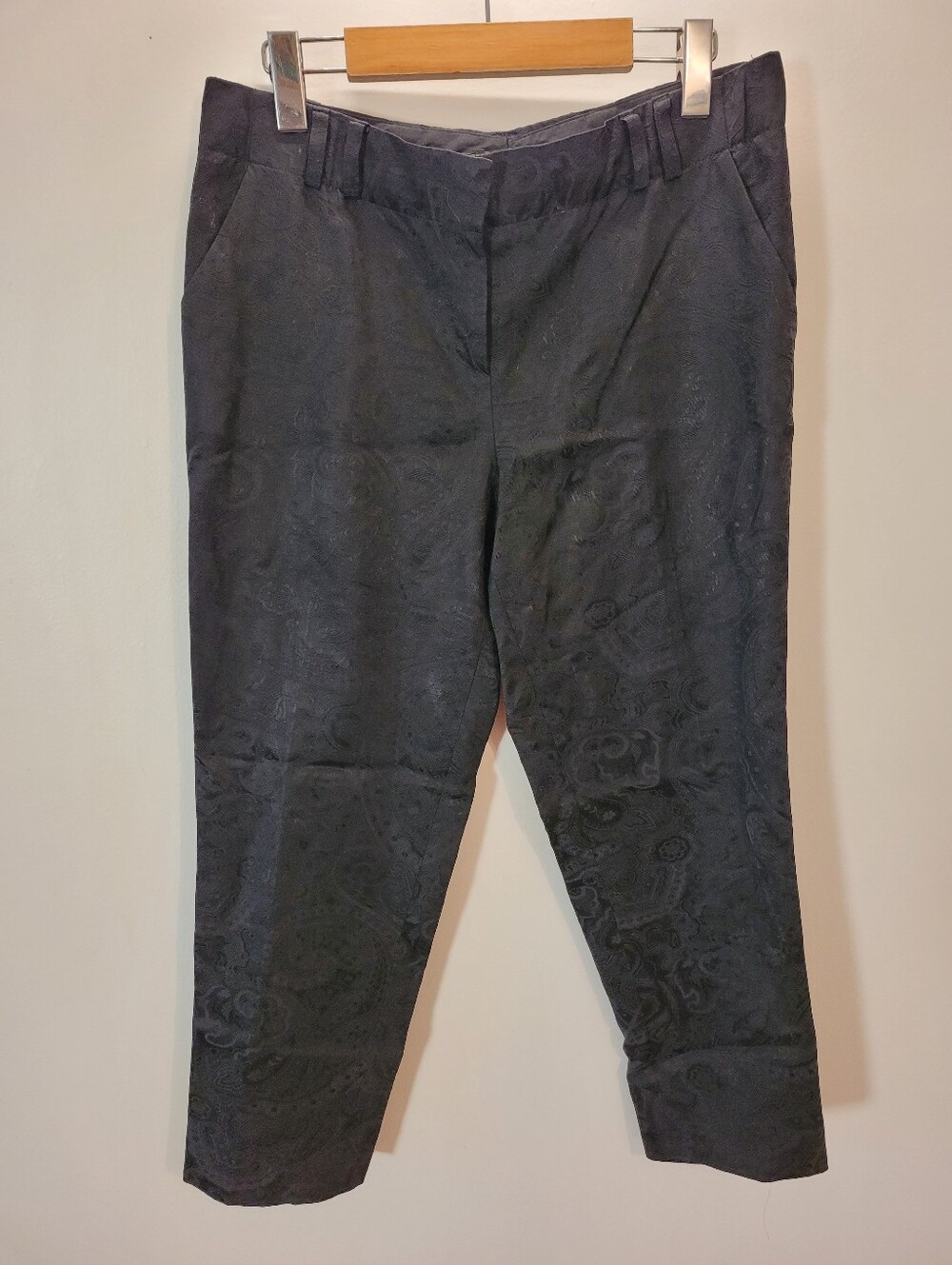 Etro Milano Black Paisley Jacquard Business Cropped Dress Pants - Size 46IT